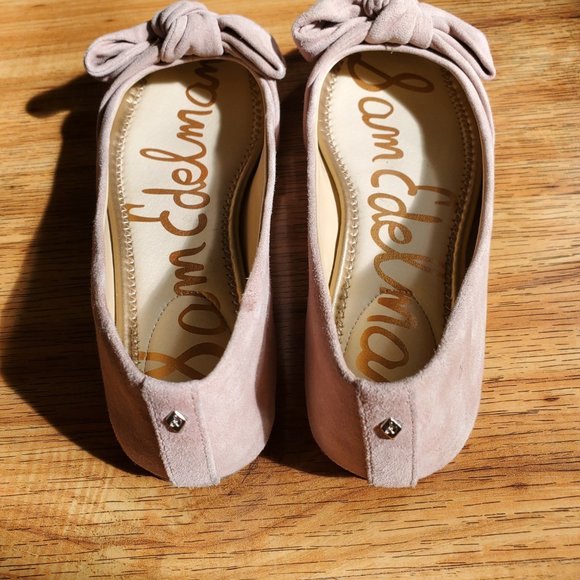 Sam Edelman Suede Bow Pale Pink/Taupe Flats - Picture 2 of 5